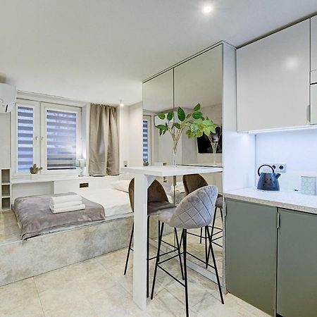 Lobby 55 - Ac And Smart Tv Apartment วอร์ซอ ภายนอก รูปภาพ