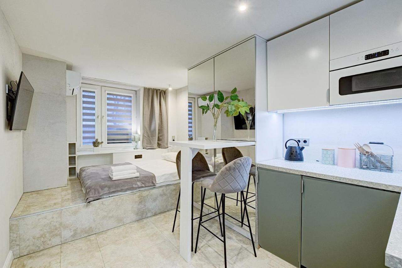Lobby 55 - Ac And Smart Tv Apartment วอร์ซอ ภายนอก รูปภาพ